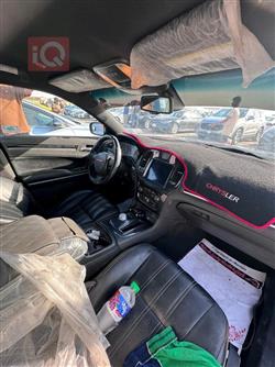 کرایسلەر 300